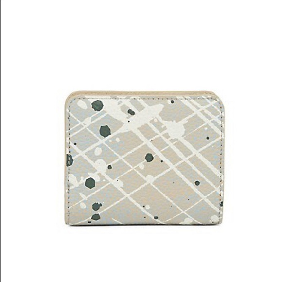 Authentic Marc Jacobs
Mini Compact Wallet - Picture 3 of 12